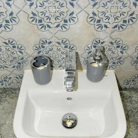 Casa De La Juderia Dona Pilar Alloggio in famiglia *